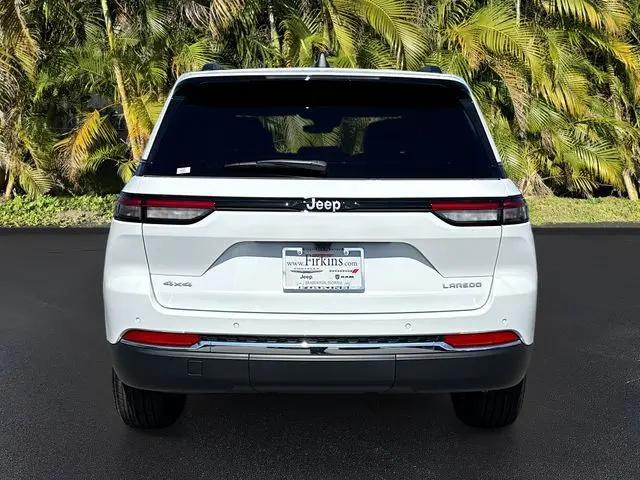 2026 Jeep Grand Cherokee Laredo 4x4