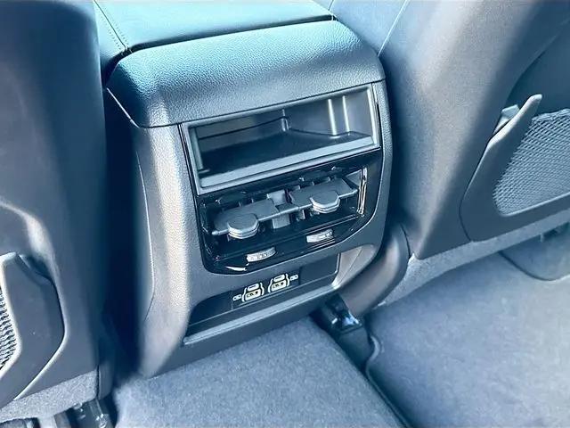 2026 Jeep Grand Cherokee Laredo 4x4