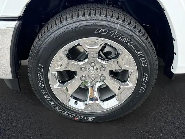 2026 Ram 1500 Big Horn Crew Cab 4x4 64 Box