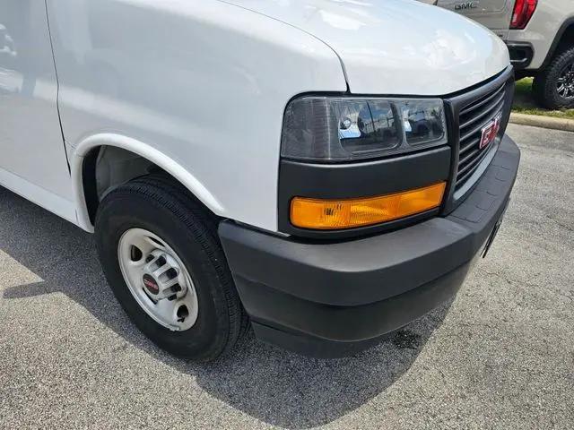 2024 GMC Savana Cargo RWD 2500 Extended Wheelbase Work Van
