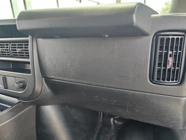 2024 GMC Savana Cargo RWD 2500 Extended Wheelbase Work Van
