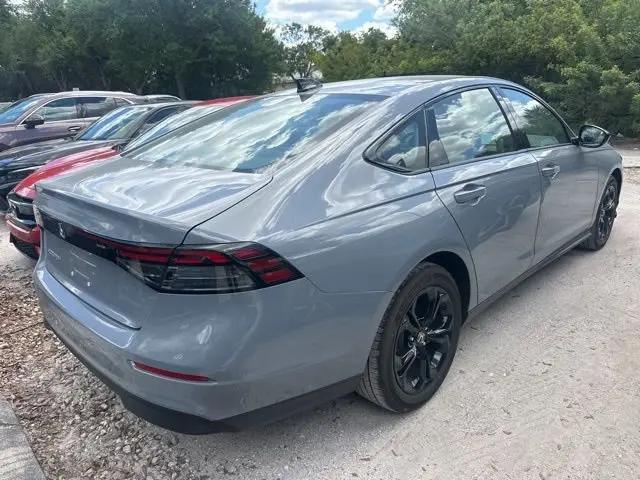 2025 Honda Accord Sedan SE