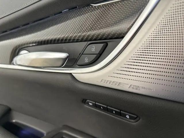 2024 Cadillac XT6 AWD Sport