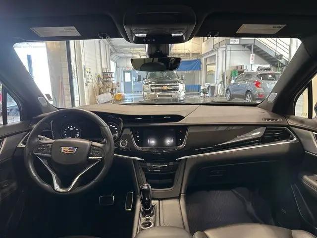 2024 Cadillac XT6 AWD Sport