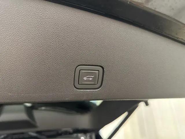 2024 Cadillac XT6 AWD Sport