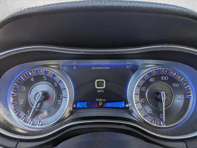 2019 Chrysler 300 Touring L