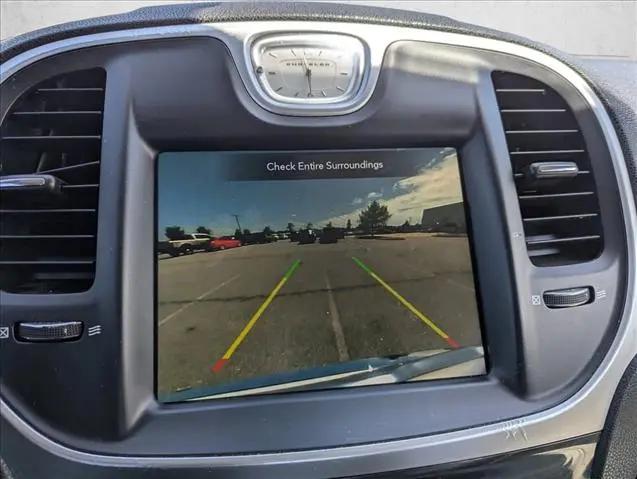 2019 Chrysler 300 Touring L