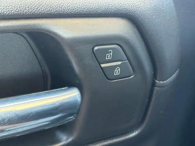 2020 GMC Sierra 1500 4WD Crew Cab Short Box SLE