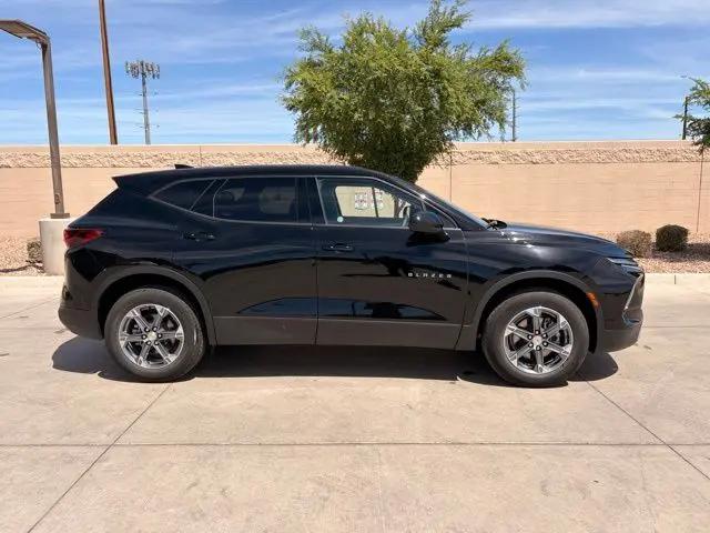 2025 Chevrolet Blazer AWD 2LT