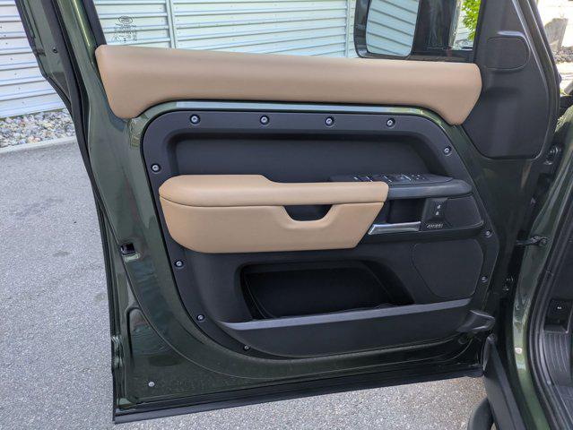 2026 Land Rover Defender P400 X-Dynamic SE