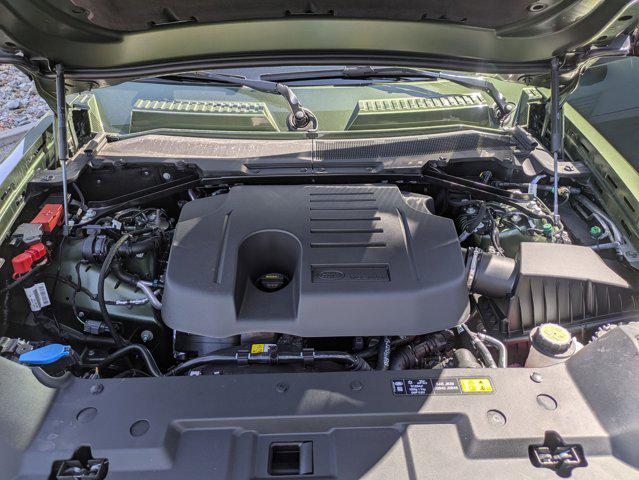 2026 Land Rover Defender P400 X-Dynamic SE