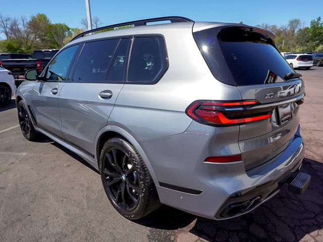 2024 BMW X7 M60i