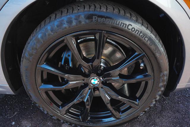 2024 BMW X7 M60i