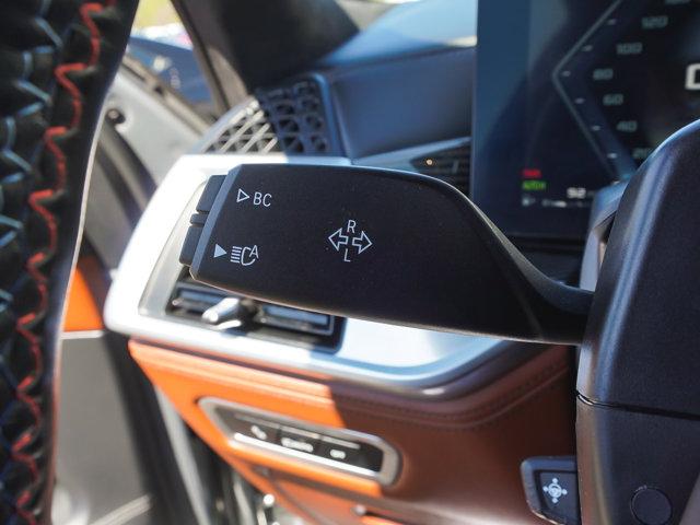 2024 BMW X7 M60i