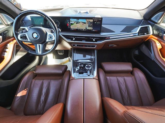 2024 BMW X7 M60i