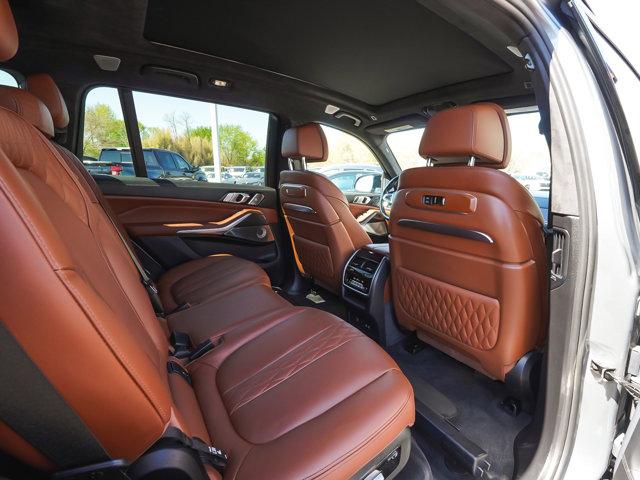 2024 BMW X7 M60i