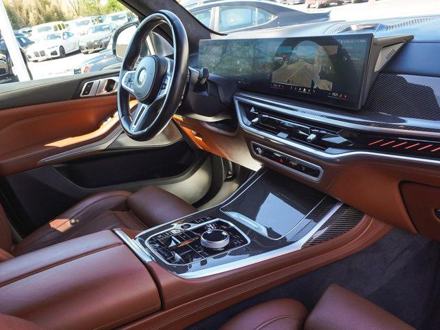 2024 BMW X7 M60i