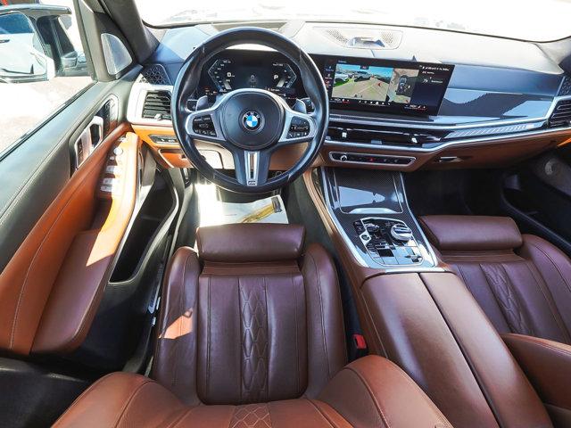2024 BMW X7 M60i