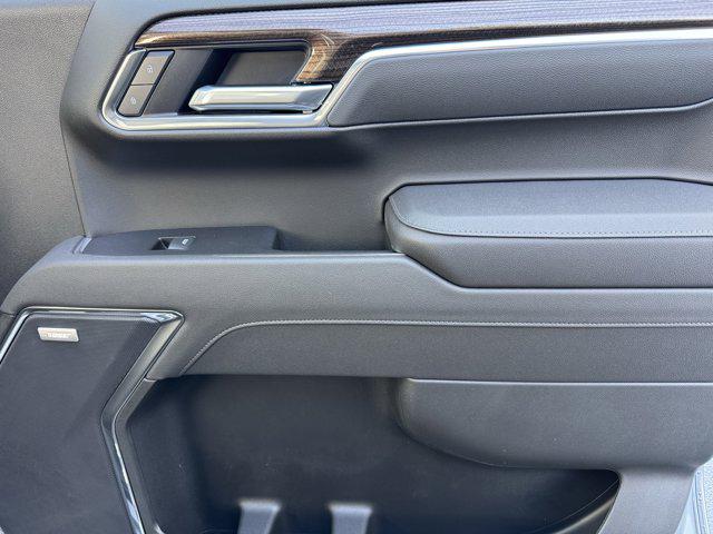 2026 Chevrolet Silverado 1500 4WD Crew Cab Short Bed LT Trail Boss