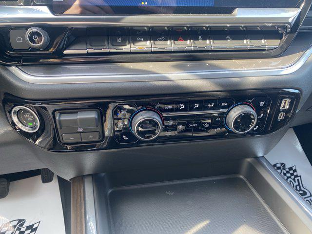 2026 Chevrolet Silverado 2500HD Crew Cab, Standard Bed, High Country, 4WD