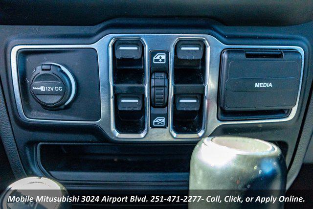 2023 Jeep Gladiator Sport