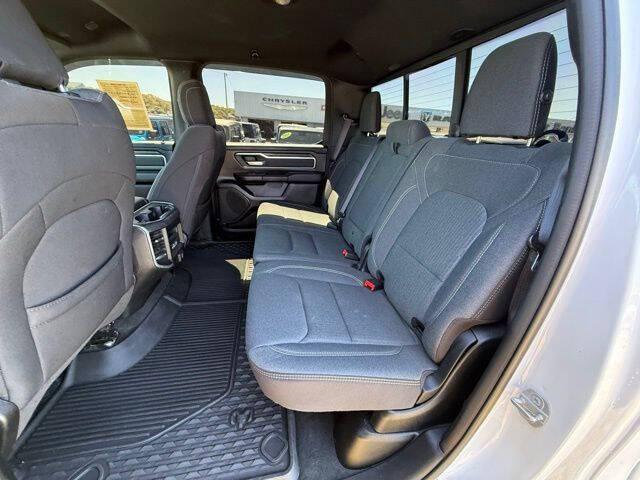 2021 Ram 1500 Big Horn Crew Cab 4x4 5'7" Box