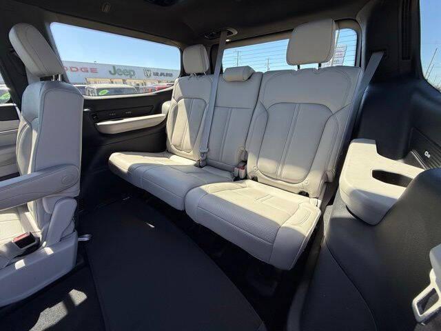 2025 Jeep Wagoneer Series III 4x4