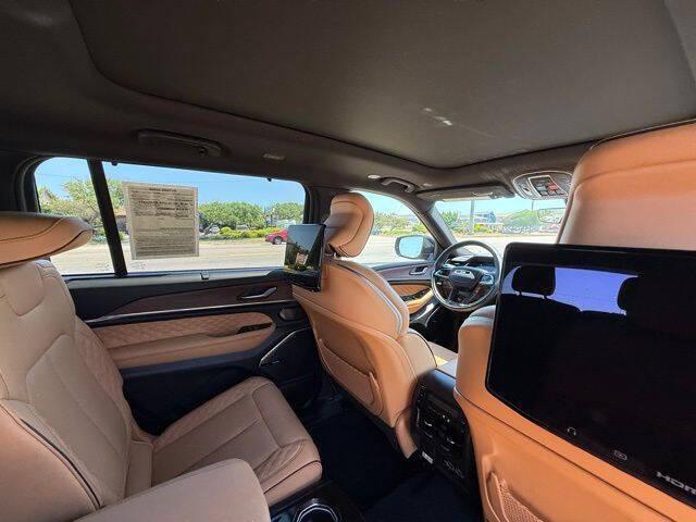 2025 Jeep Grand Cherokee L Summit 4x4