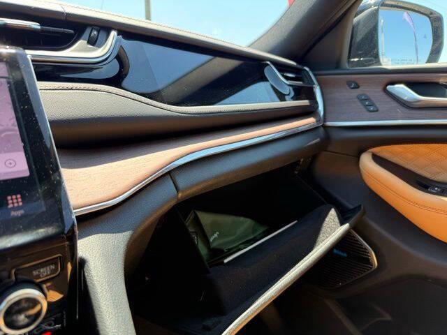 2025 Jeep Grand Cherokee L Summit 4x4