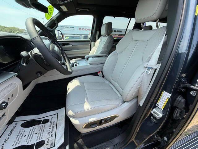 2025 Jeep Wagoneer Series III 4x4