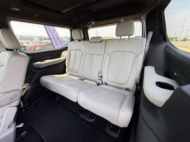 2025 Jeep Wagoneer Series III 4x4