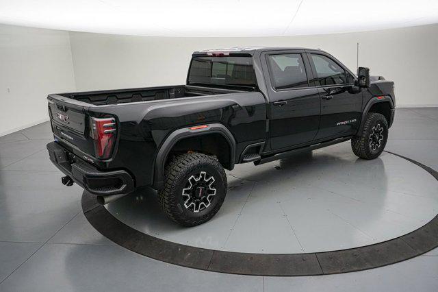 2025 GMC Sierra 2500HD Crew Cab, Standard Bed, AT4X, 4WD