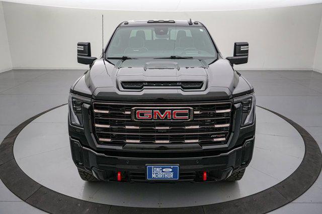 2025 GMC Sierra 2500HD Crew Cab, Standard Bed, AT4X, 4WD