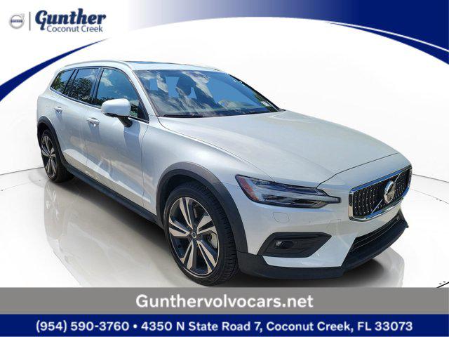 2025 Volvo V60 Cross Country Plus, B5 AWD Gas (mild hybrid) for sale in Coconut Creek, FL