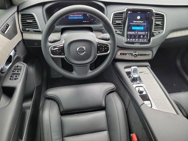 2024 Volvo XC90 B6 Ultimate Bright Theme 7-Seater