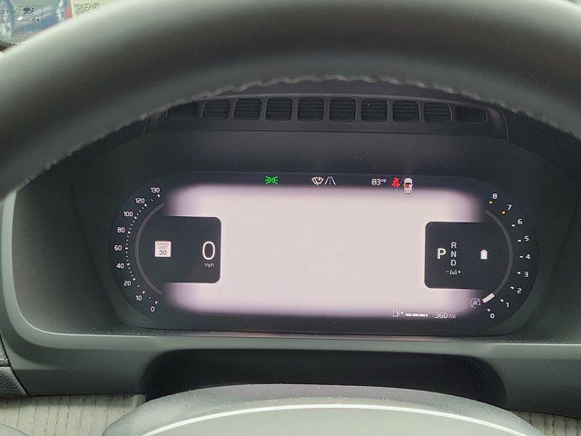 2024 Volvo XC90 B6 Ultimate Bright Theme 7-Seater