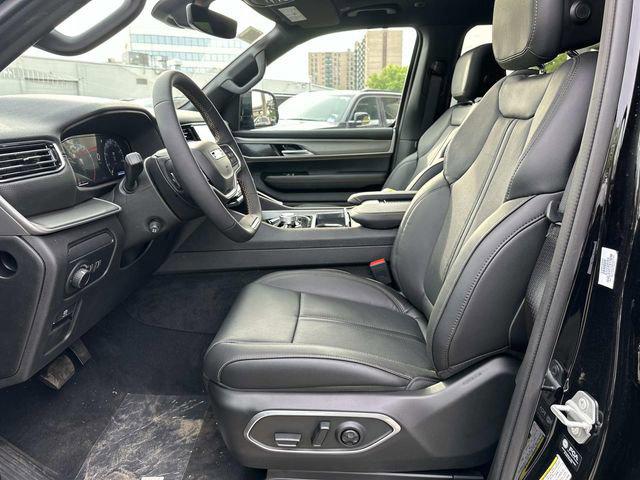 2026 Jeep Grand Wagoneer 4x4