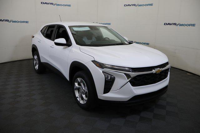 2026 Chevrolet Trax FWD LS