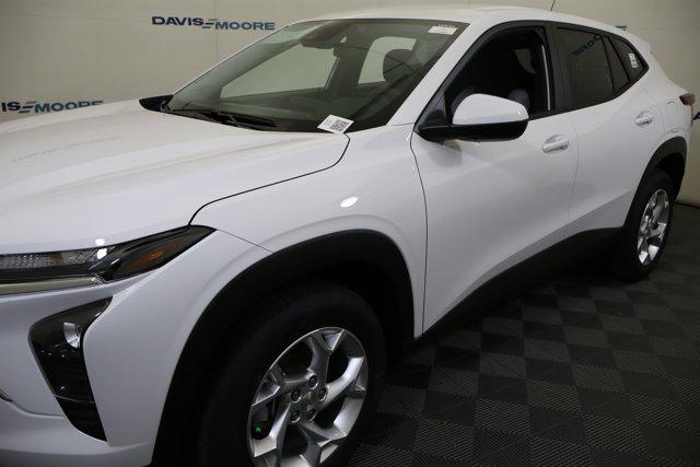2026 Chevrolet Trax FWD LS