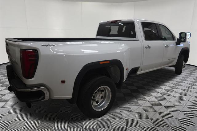 2024 GMC Sierra 3500HD 4WD Crew Cab Long Bed SLT