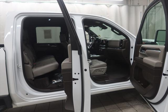 2024 GMC Sierra 3500HD 4WD Crew Cab Long Bed SLT