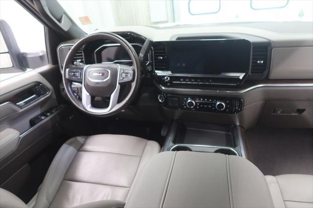 2024 GMC Sierra 3500HD 4WD Crew Cab Long Bed SLT