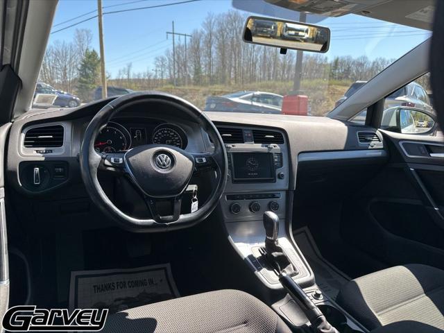 2017 Volkswagen Golf SportWagen TSI S