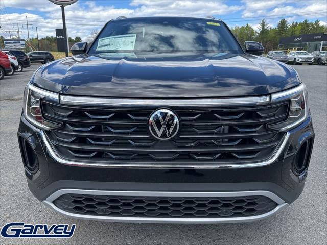 2026 Volkswagen Atlas Cross Sport SE with Technology