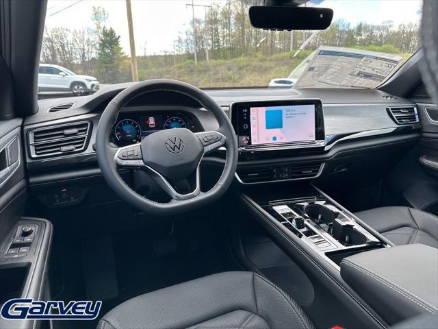 2026 Volkswagen Atlas Cross Sport SE with Technology
