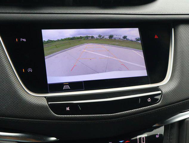 2024 Cadillac XT5 FWD Premium Luxury