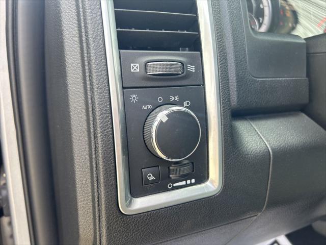 2024 Ram 1500 Classic SLT Quad Cab 4x2 6'4" Box