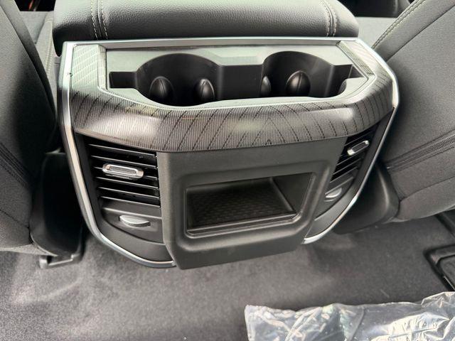 2026 Ram 1500 Express Crew Cab 4x4 57 Box