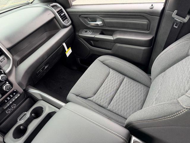 2026 Ram 1500 Express Crew Cab 4x4 57 Box