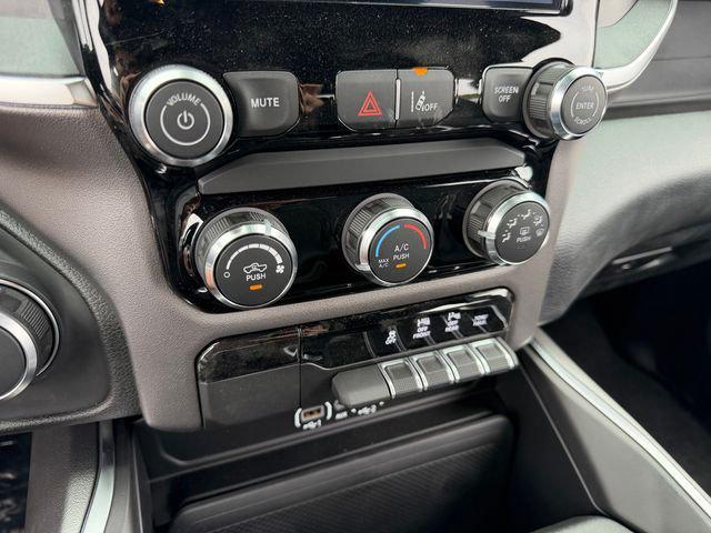 2026 Ram 1500 Express Crew Cab 4x4 57 Box